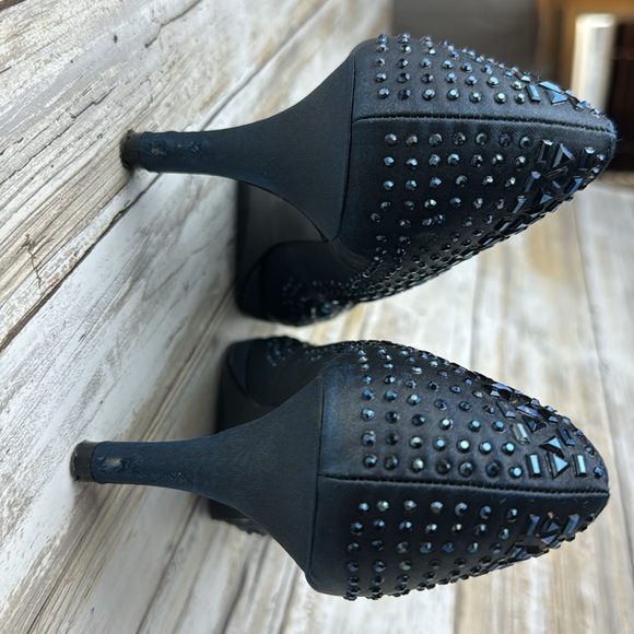 KELLY & Katie Sparkly Pumps - Picture 4 of 6